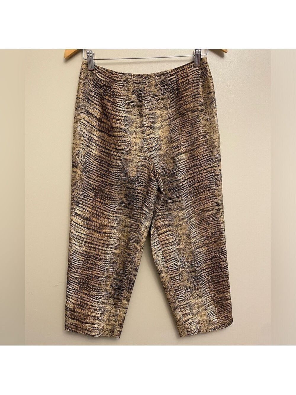 Allison Taylor Petite Snake Skin Print Pants Size 6 Silk